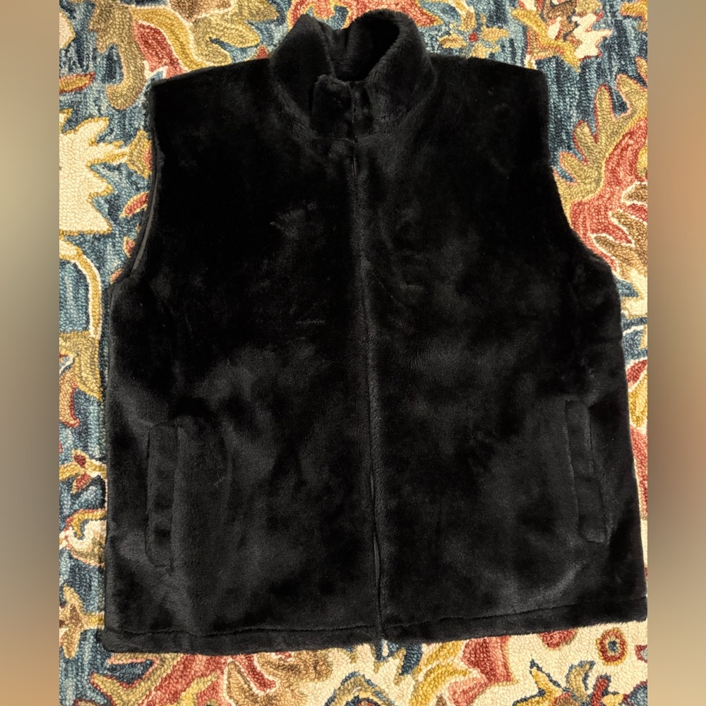 Vintage Duffel Sportswear Faux Fur Vest - Black - EUC - L